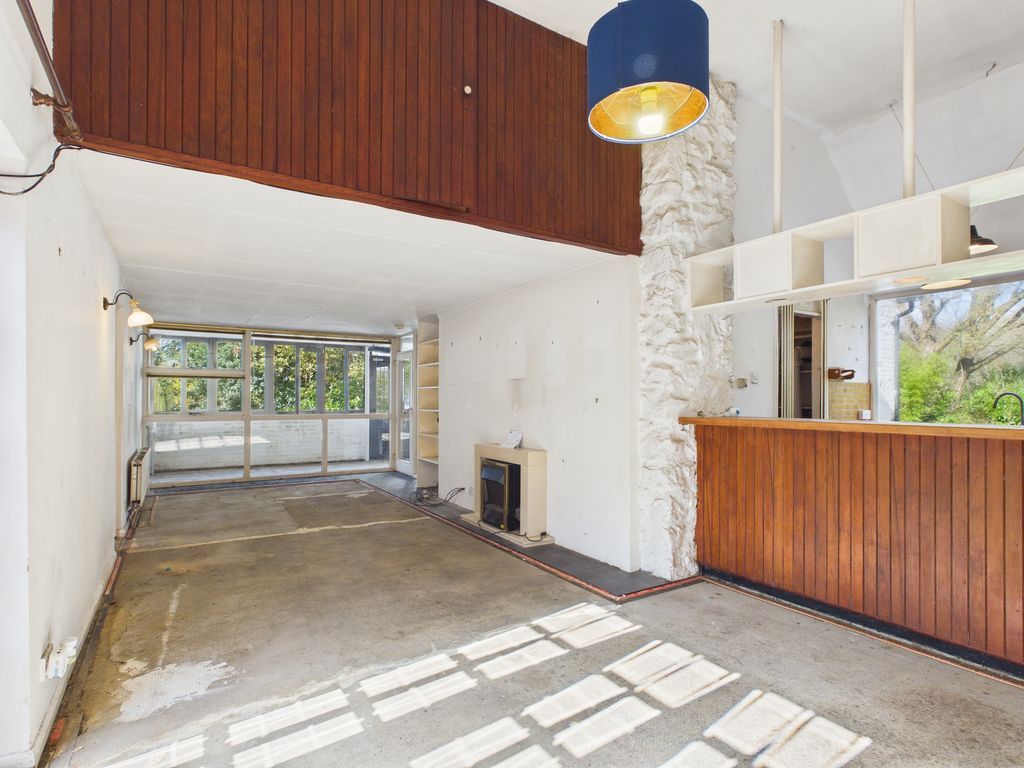 Property photo 2 of 29 Dining Room