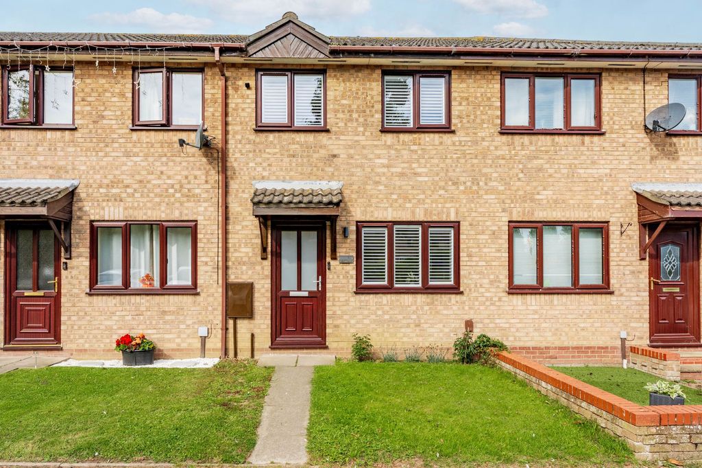 Property photo 2 of 18
