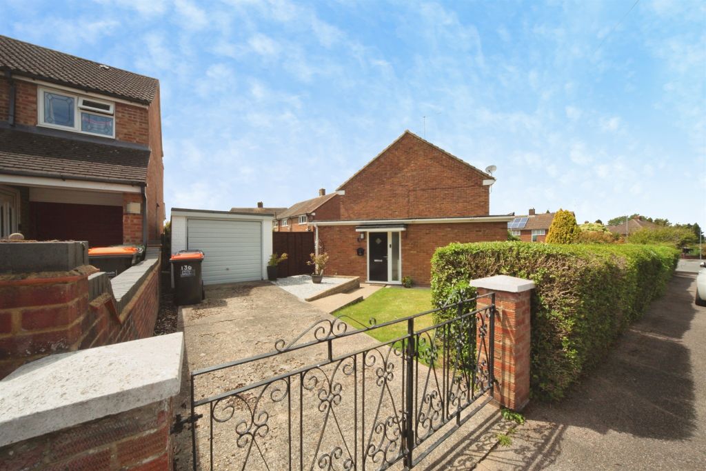 Property photo 1 of 13