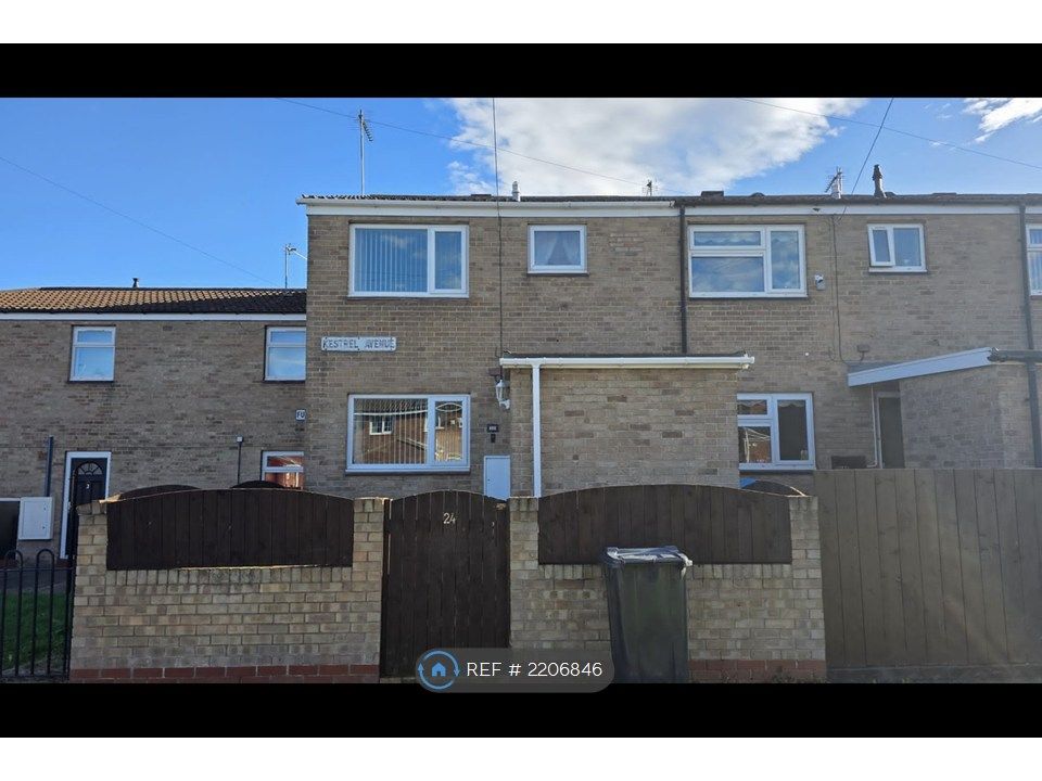 Property photo 3 of 18