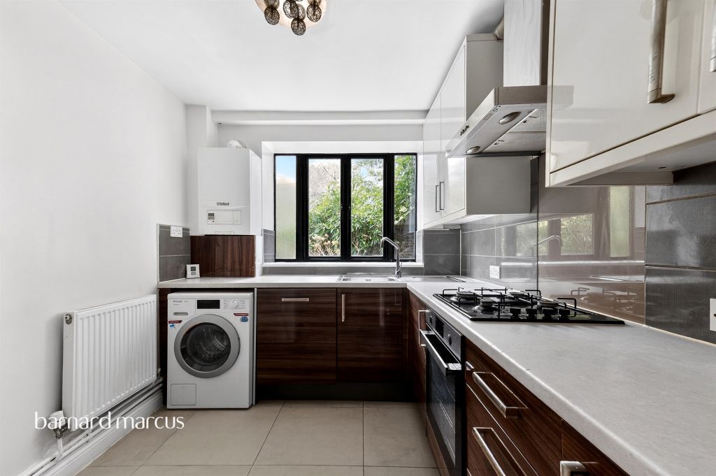 Property photo 3 of 9