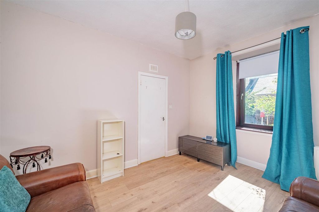 Property photo 2 of 14 17B City Road Dundee-4.Jpg