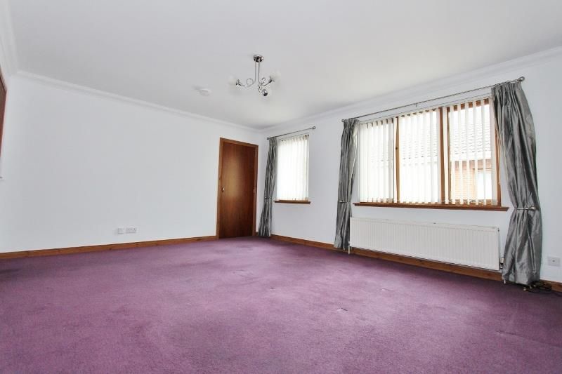 Property photo 3 of 8 Lounge (3).Jpg