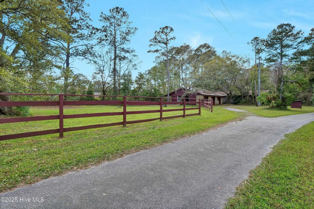 Property photo 2 of 21 <Alttext/>