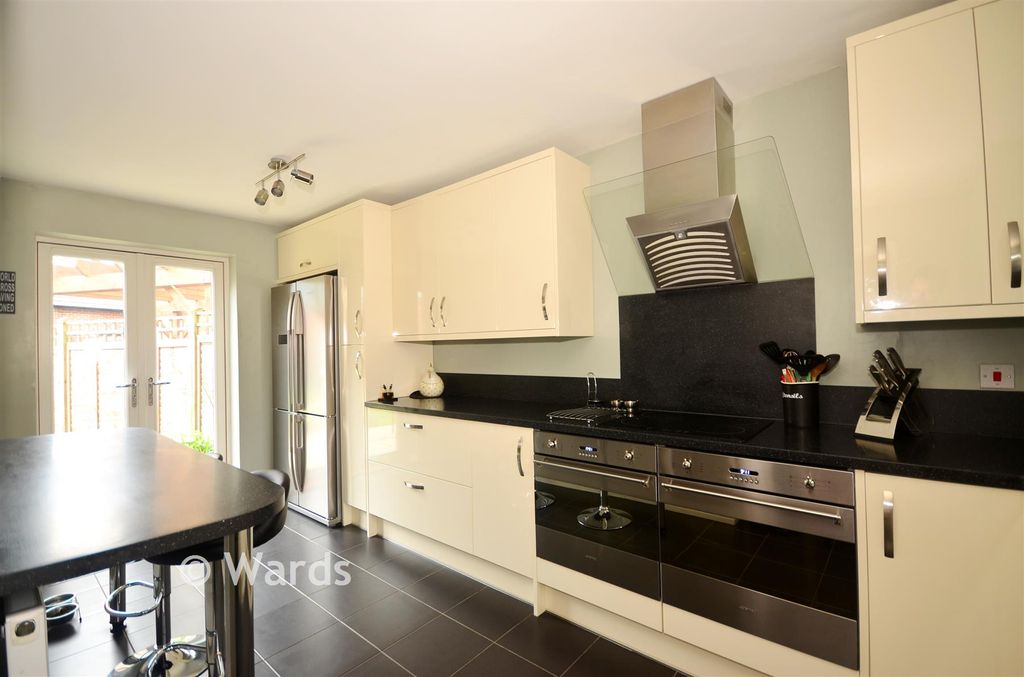 Property photo 1 of 12 Kitchen
