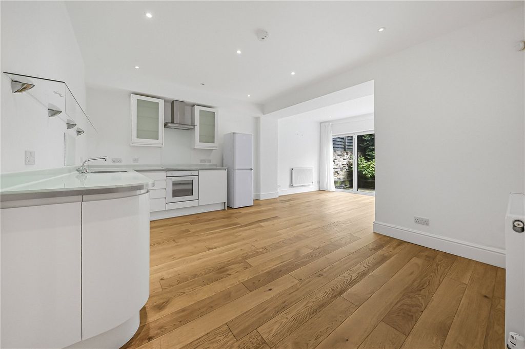 Property photo 1 of 10 Reception Room