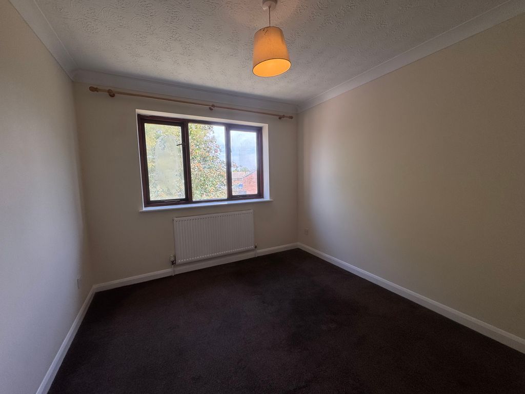 Property photo 3 of 4 Bedroom 1