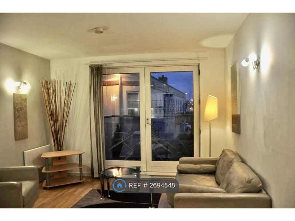 Property photo 2 of 8