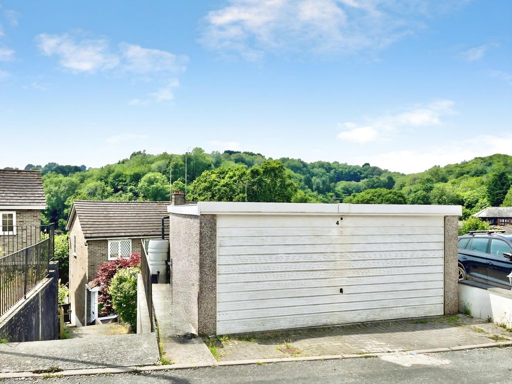 Property photo 3 of 19