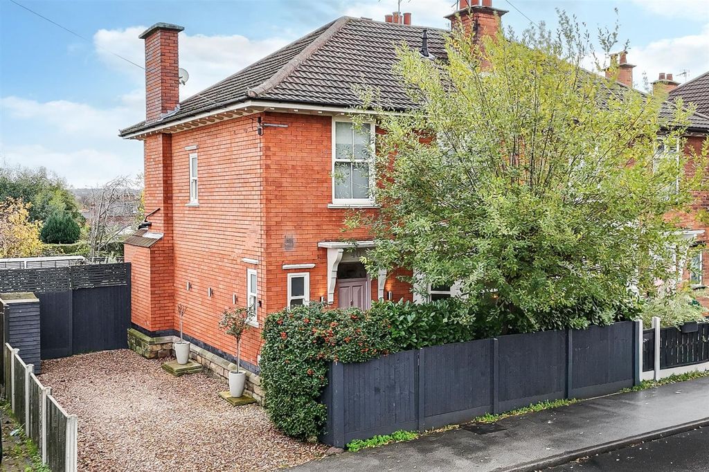 Property photo 1 of 27