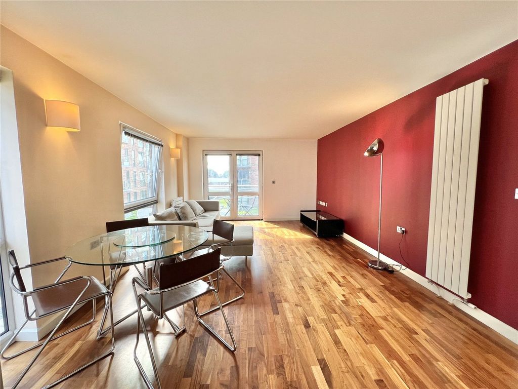 Property photo 2 of 16 Picture No. 03