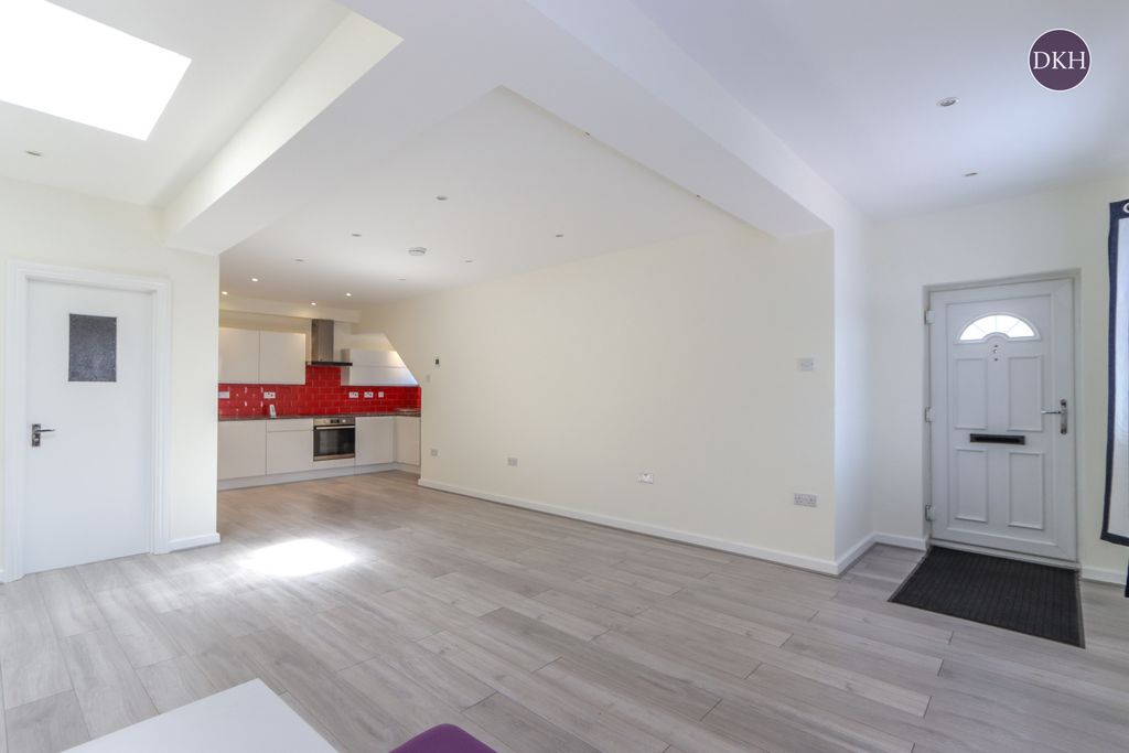 Property photo 3 of 9 Picture No. 05