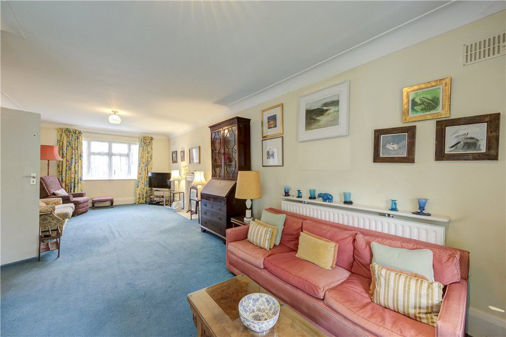 Property photo 2 of 34 Picture No. 19