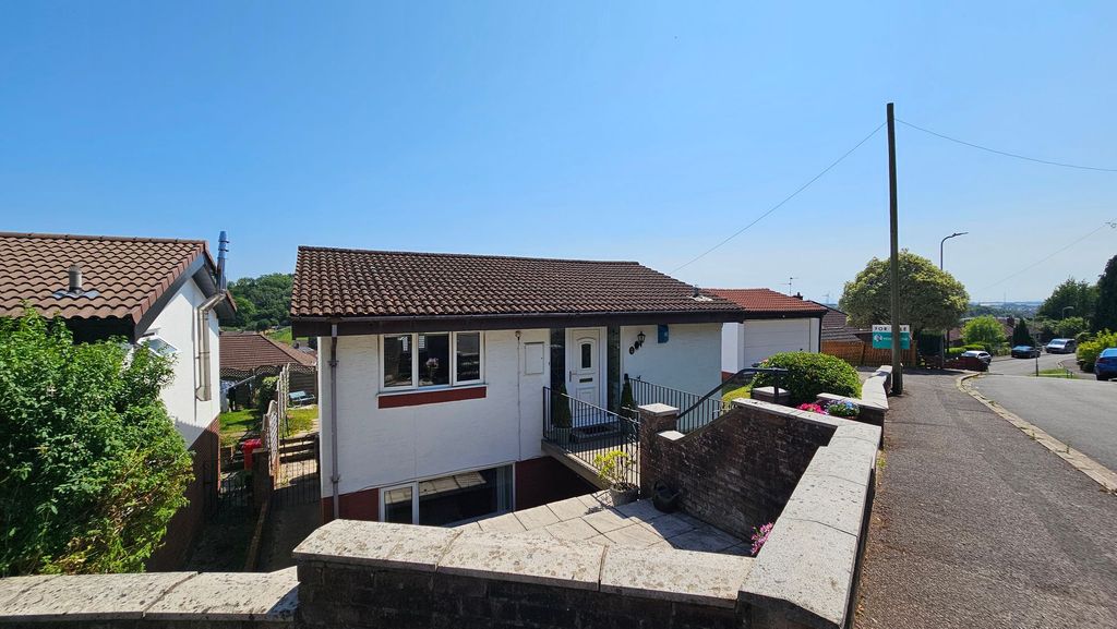 Property photo 1 of 35