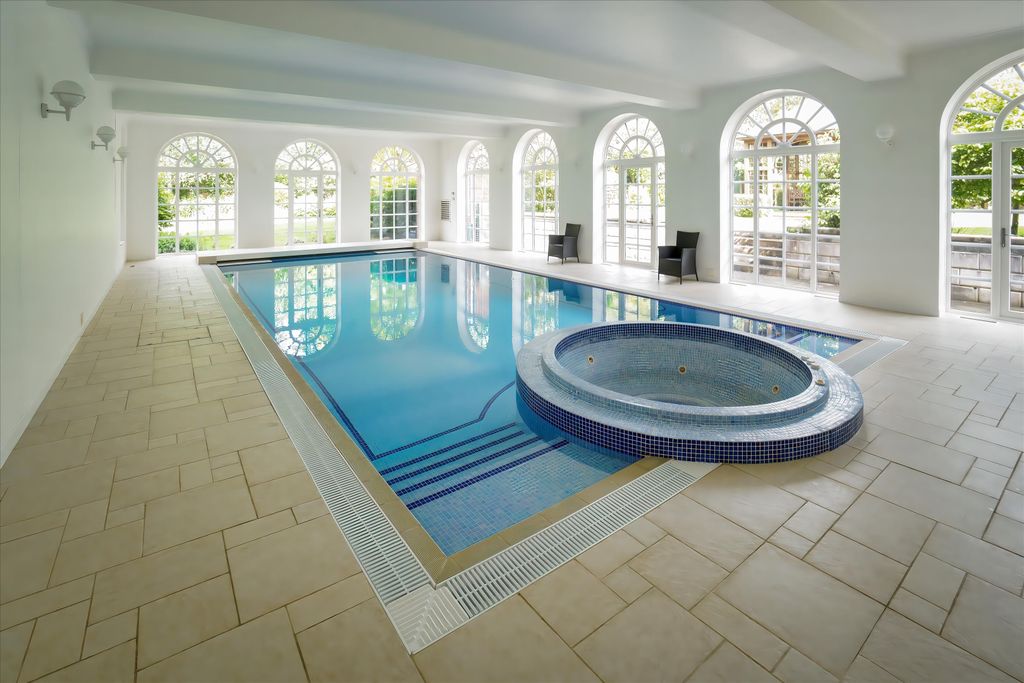 Property photo 3 of 38 Image