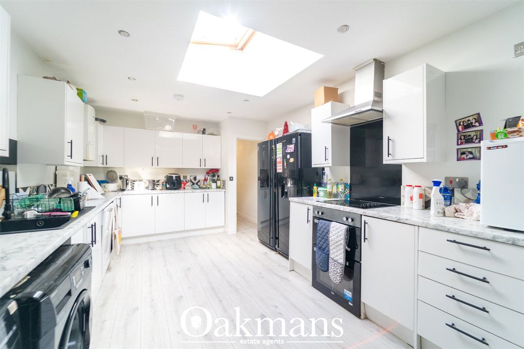 Property photo 2 of 25 Picture No. 07