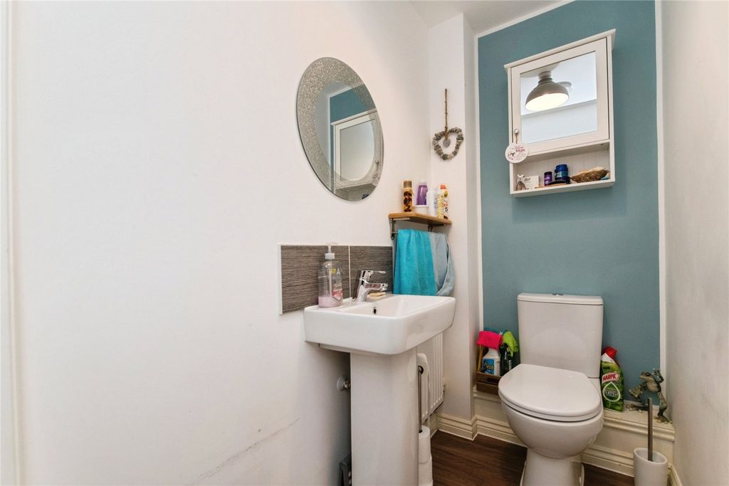 Property photo 2 of 17 Picture No. 14