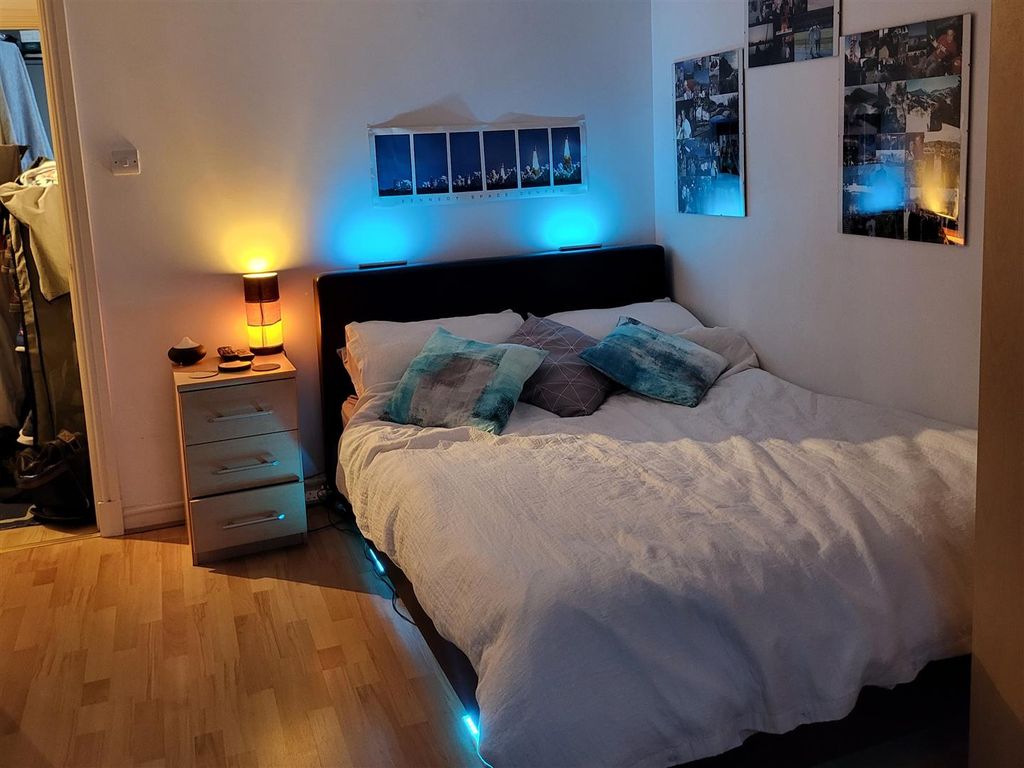 Additional image 6 of 2 bed flat for saleCork House Marina, Swansea SA1