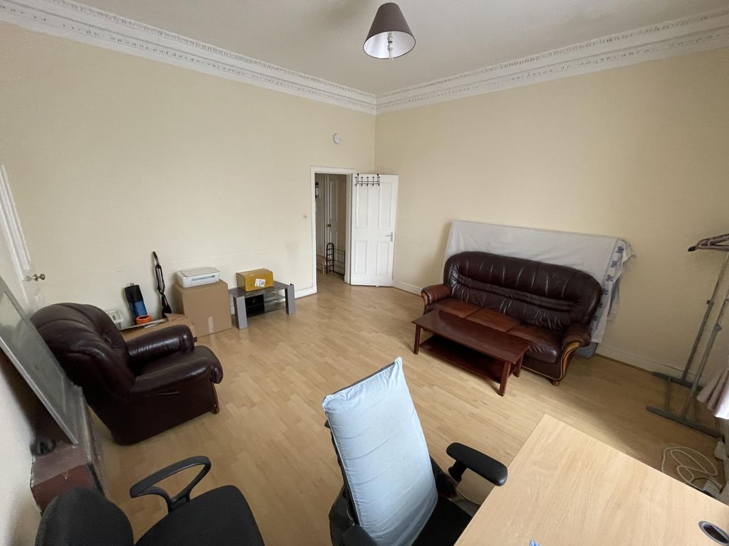 Property photo 2 of 6 Gallery
