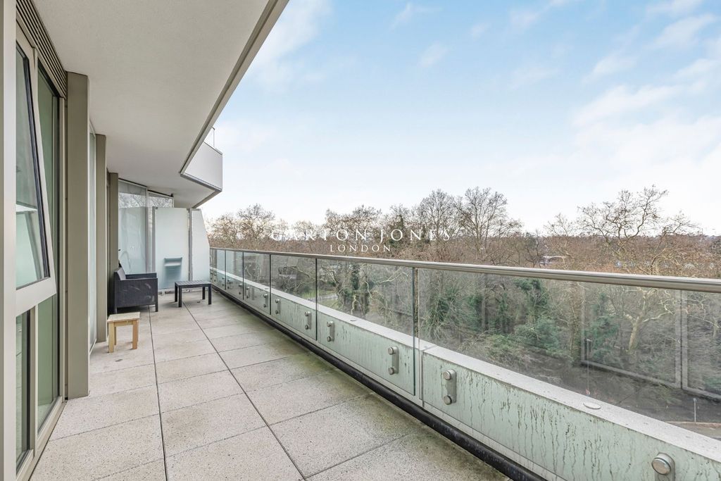 Property photo 2 of 25 Picture No. 76