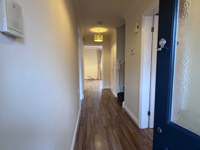 Property photo 2 of 26