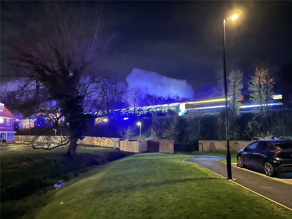 Property photo 2 of 22 Picture No. 34