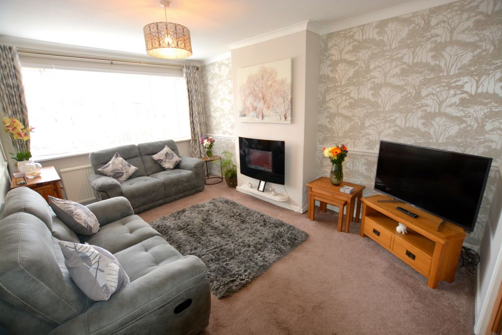 Property photo 3 of 21 Photo 14