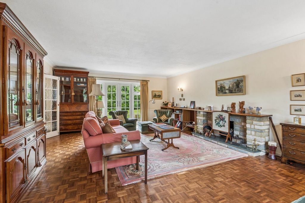 Property photo 3 of 29