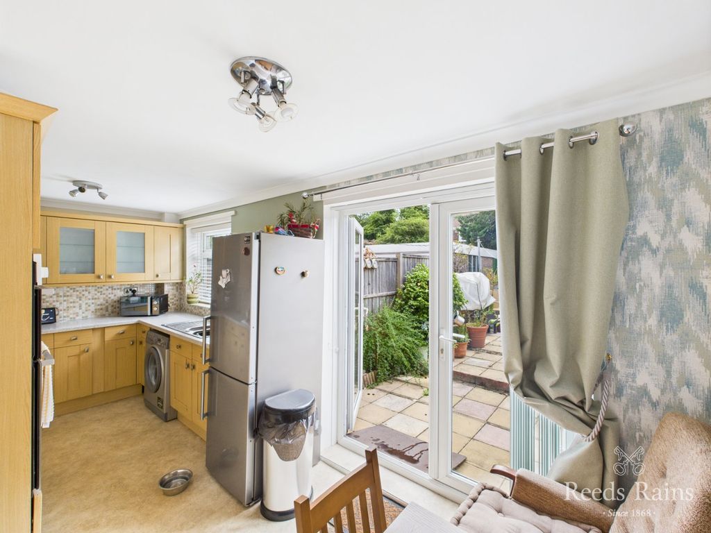 Property photo 3 of 23 Dining Kitchen