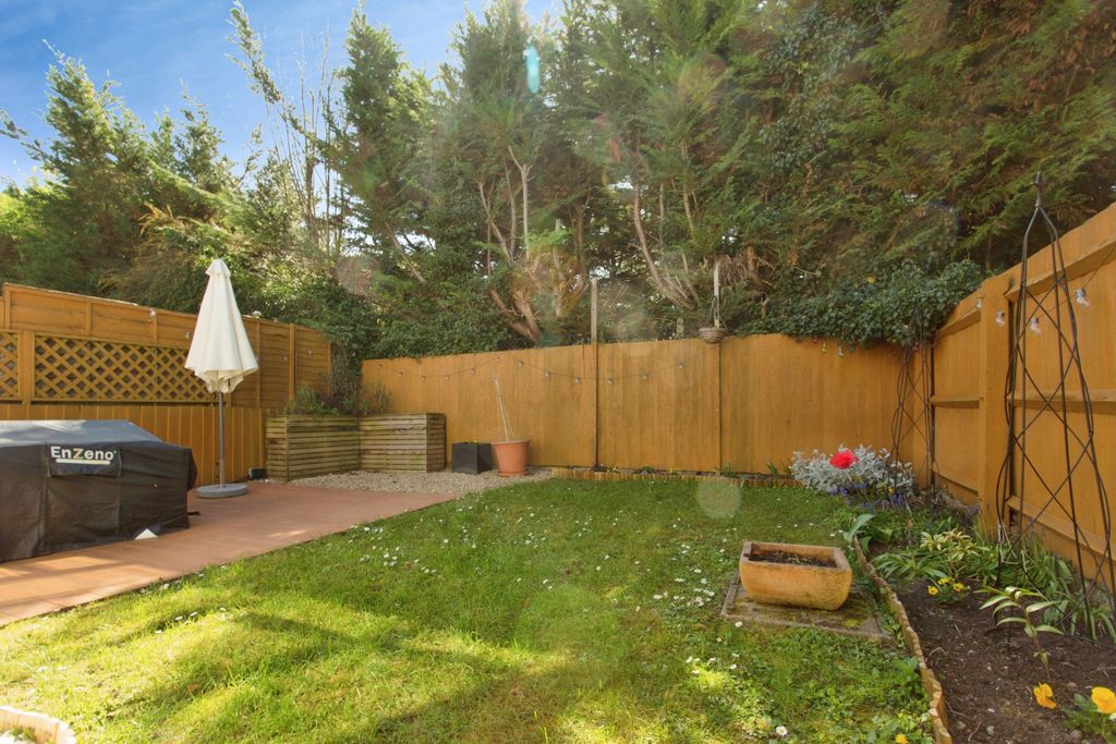 Property photo 2 of 19 Rear Garden