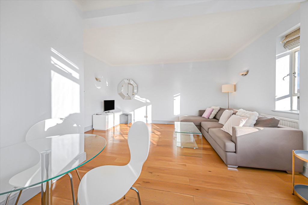 Property photo 1 of 10 Image