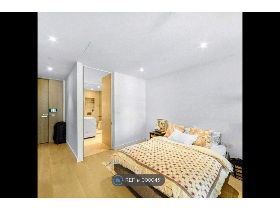Property photo 2 of 24 Bedroom