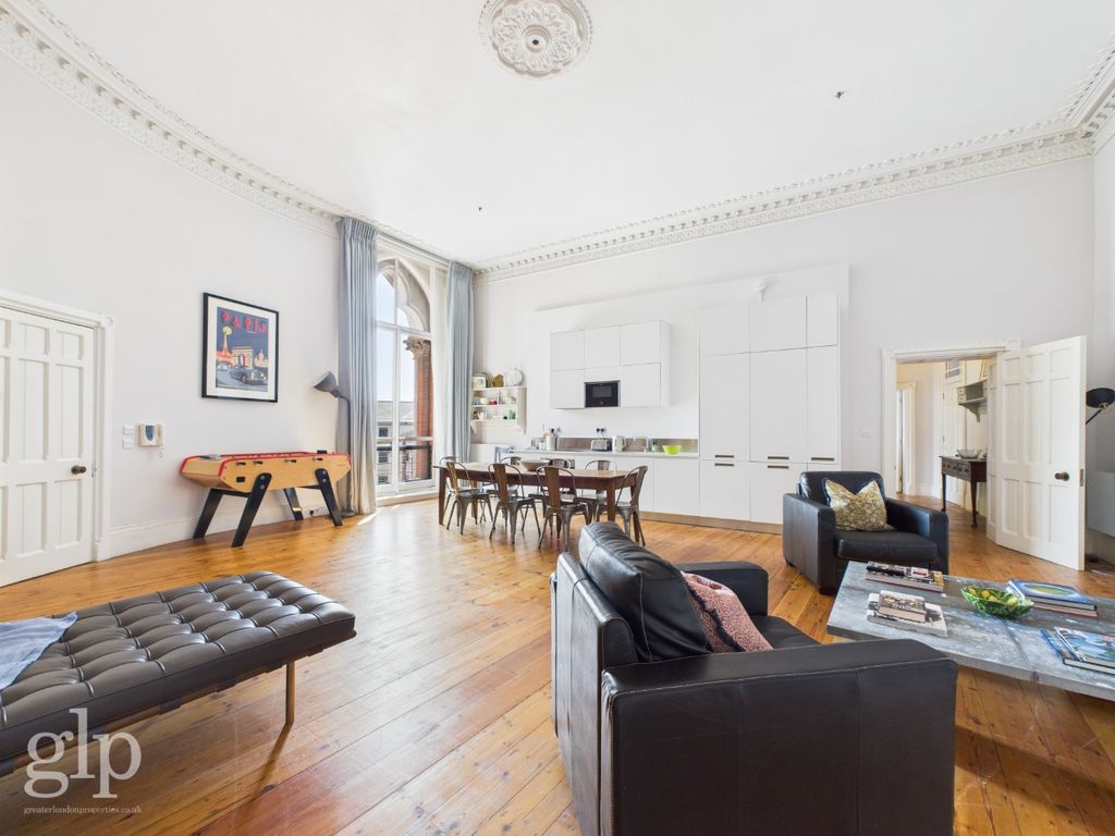 Property photo 3 of 25 4932433