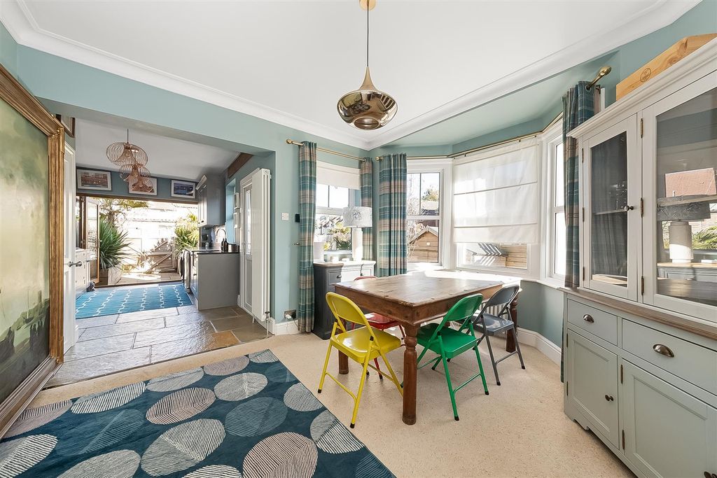 Property photo 3 of 15 Dining Room