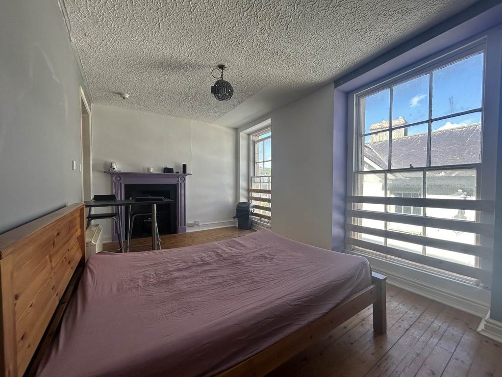 Property photo 3 of 4 Img_5021
