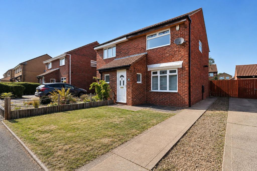 Property photo 1 of 12