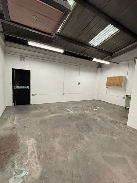 Property photo 3 of 10 Photo 6