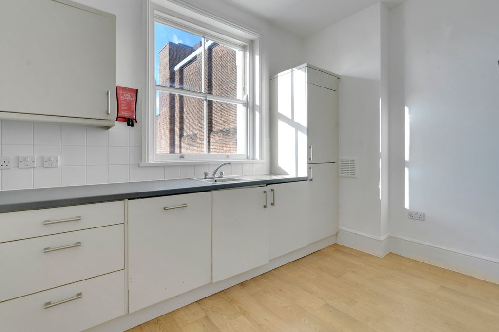 Property photo 2 of 14 Picture No. 22