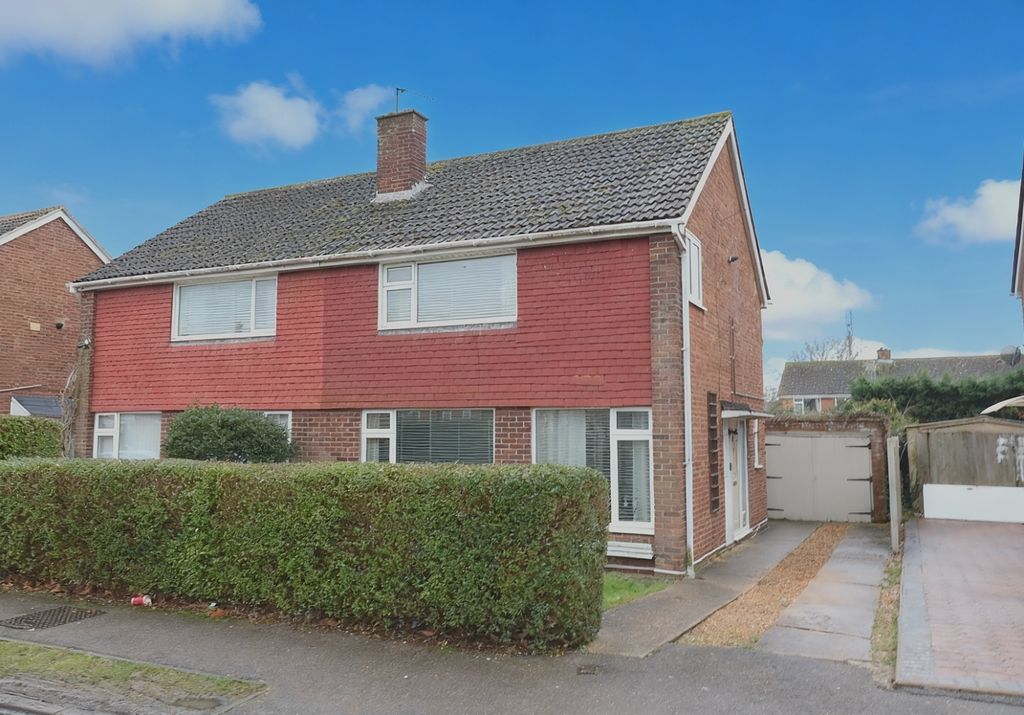 Property photo 1 of 16 0122(18)