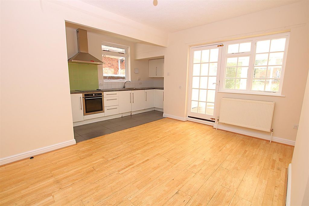 Property photo 3 of 12 Img_0607.Jpg