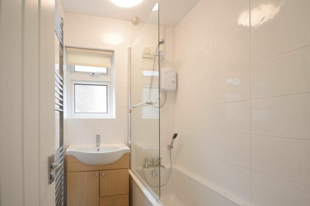 Property photo 2 of 3 Bathroom