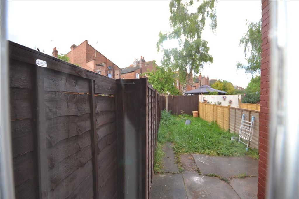 Property photo 3 of 6