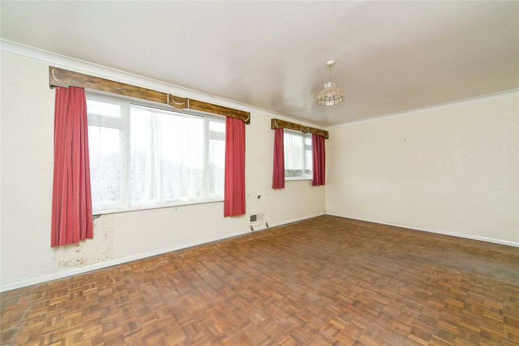 Property photo 2 of 24 Picture No. 10