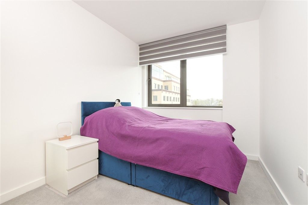 Property photo 2 of 14 Bedroom 1