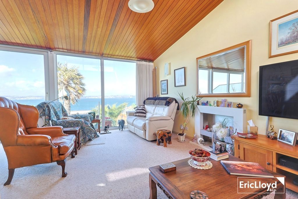 Property photo 2 of 25 Photo 2