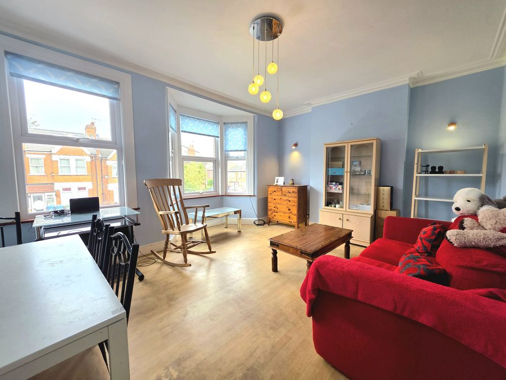 Property photo 2 of 13 12