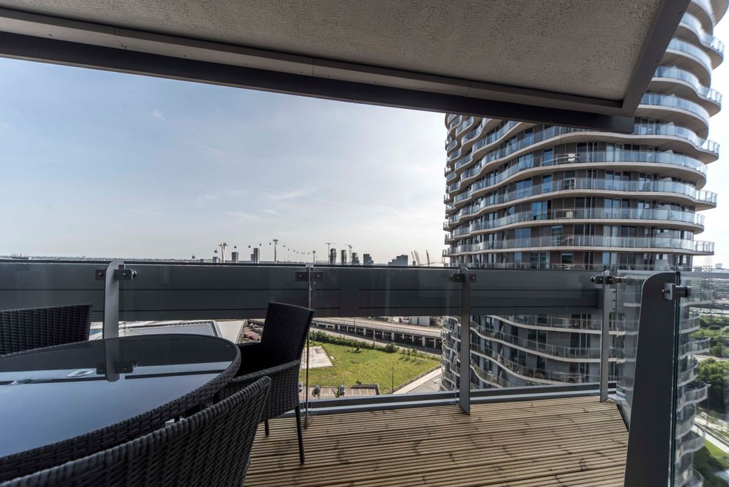 Property photo 2 of 11 Photo 2