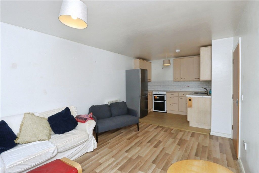 Property photo 2 of 5