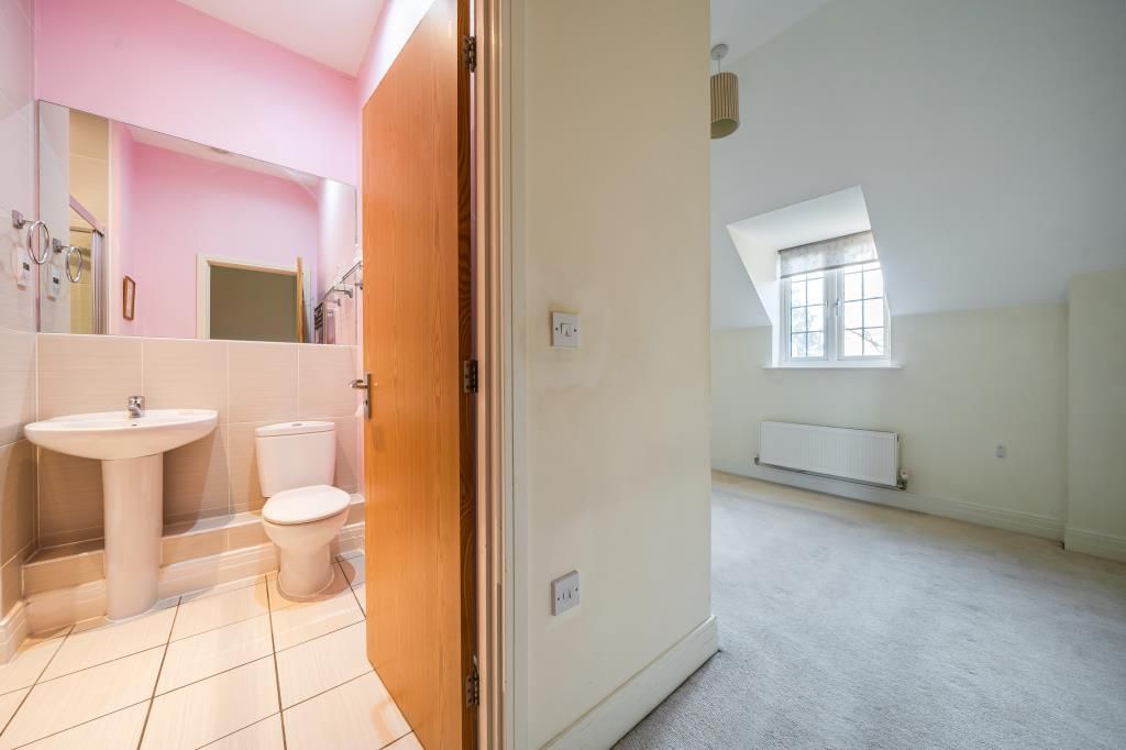 Property photo 3 of 20 Hallway