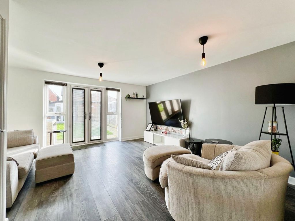 Property photo 3 of 15 73F94930-Img_5509.Jpeg